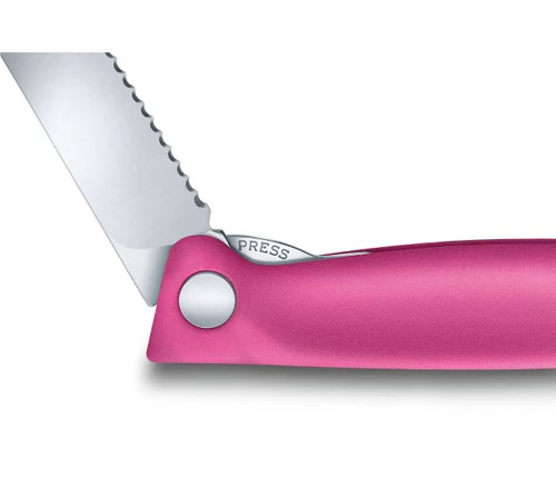 Victorinox Swiss Classic Folding Utility Knife Pink (6.7836.F5B) 5 Victorinox Swiss Classic Folding Utility Knife Pink (6.7836.F5B) - Image 3