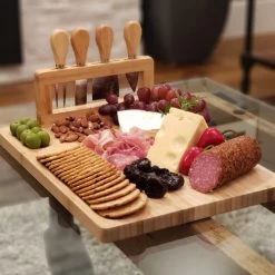 Savoir Cheese Board Set With Stand (HX-9727) -Global Store HX 9727 Kussi Cheese Board Set Stand 3 37340.1620082586
